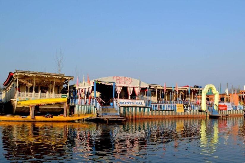 Hotel Montreal Group Of Houseboats Srīnagar Esterno foto